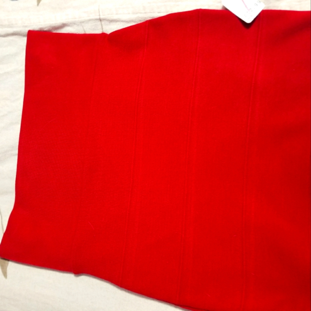 Red knitting  fabric mini skirt